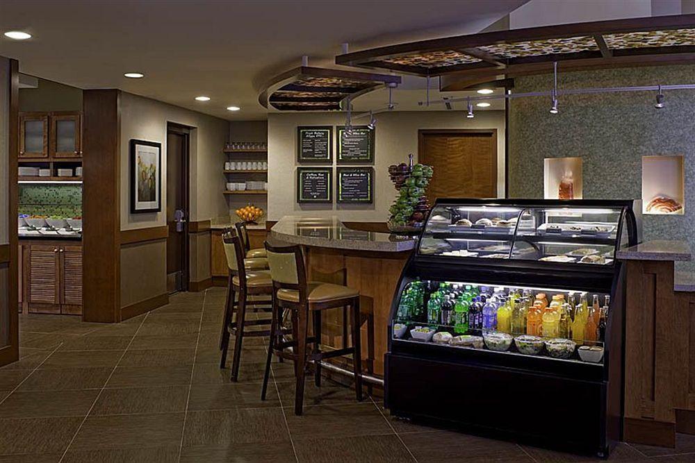 Hyatt Place Paramus 3*