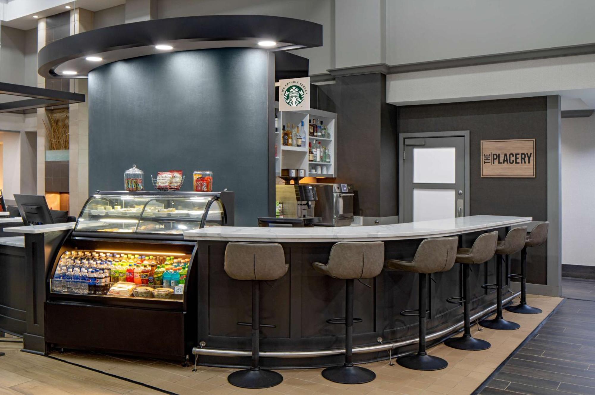 Hyatt Place Paramus 3*